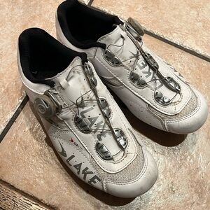 Woman Lake cycle 3 bolt shoes size 39 or 7.5